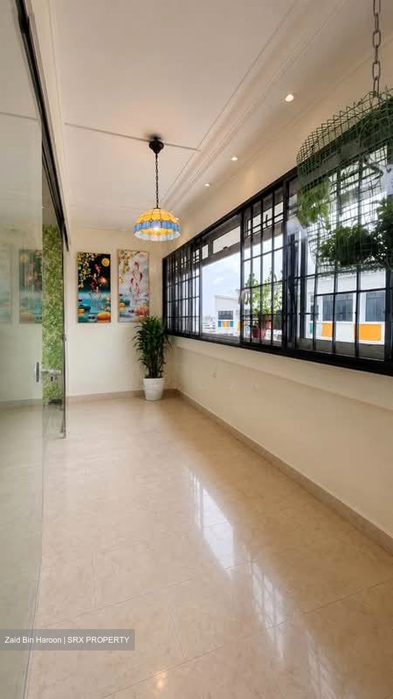 Blk 709 Jurong West Street 71 (Jurong West), HDB Executive #580697921